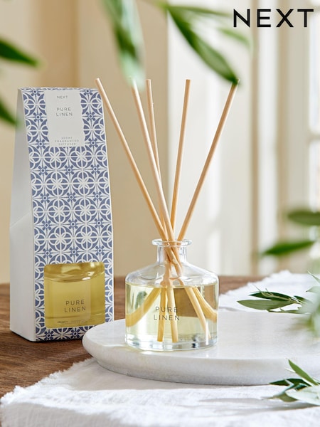 Linen 200ml Fragranced Reed Diffuser (M82565) | €26