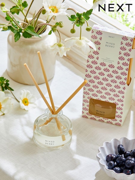 Mixed Berry 70ml Fragranced Reed Diffuser (M82573) | €11