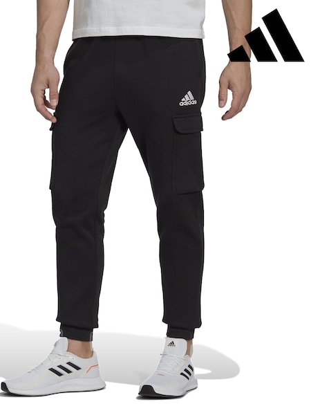 adidas Black Essentials Fleece Cargo Joggers (M87314) | €26