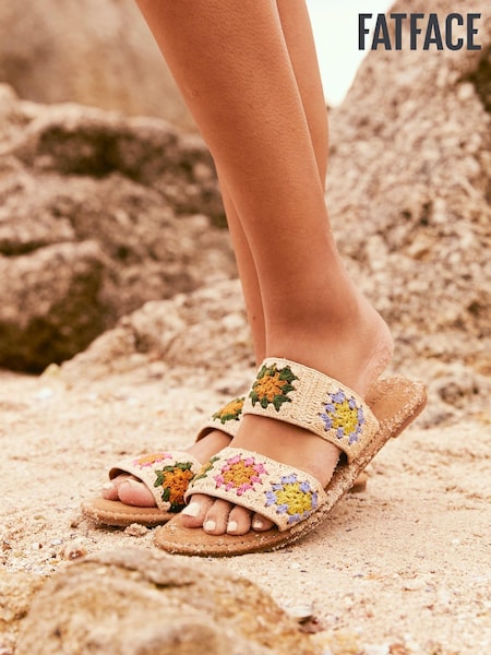 FatFace Natural Penelope Tile Crochet Sliders (M89697) | €30
