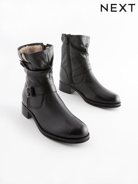שחור - Forever Comfort® Leather Faux Fur Lined Slouch Ankle Boots (M90575) | ‏234‏₪