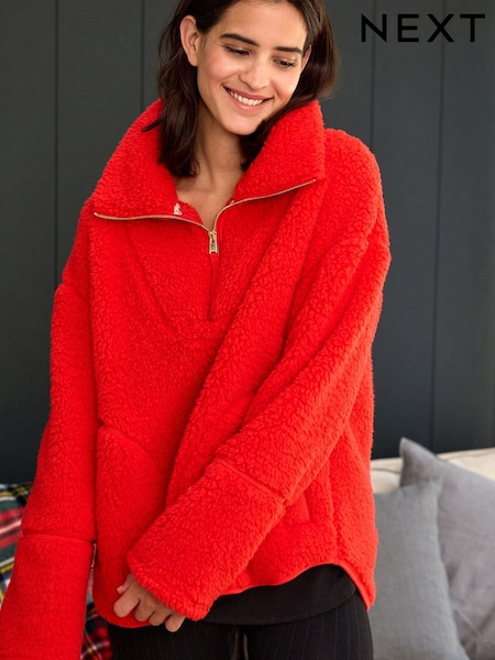Red Borg Fleece Funnel Neck Half Zip Top (M92108) | €17.50