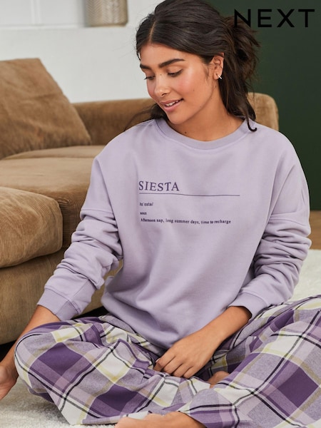 Purple Siesta Sweatshirt and Flannel Bottom Pyjamas (M93392) | €27