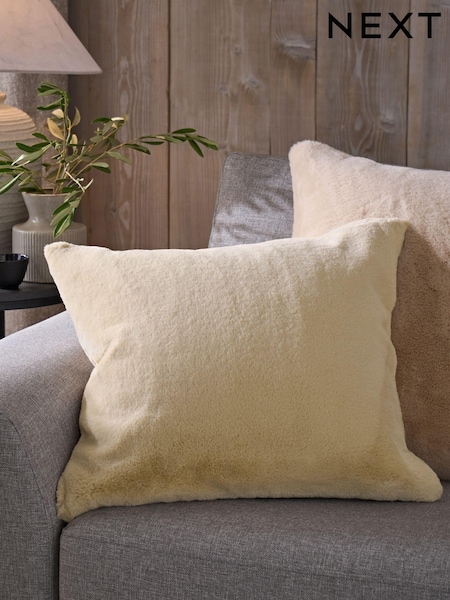 Soft To Touch Plush Faux Fur Cushion (M95825) | ‏89 ر.س.‏