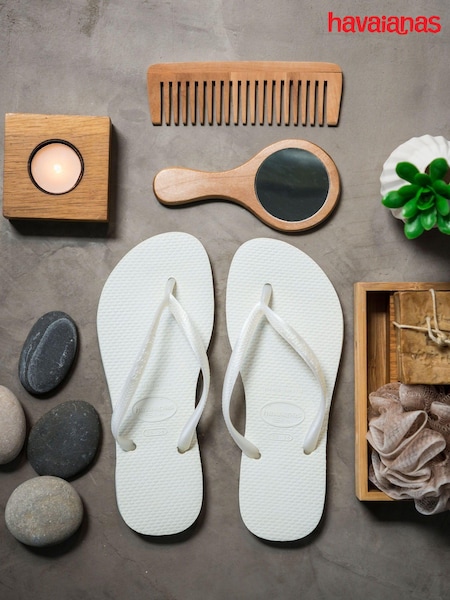 Havaianas Slim Flip Flop (M98010) | €40