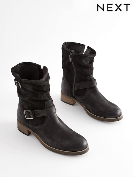 Black Extra Wide Fit Forever Comfort® Leather Slouch Ankle Boots (M98462) | R$ 590
