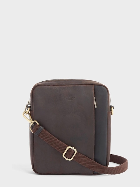 OSPREY LONDON The Small Jenson Chocolate Leather Brown Messenger Bag (N06759) | ‏46 ر.ع.‏