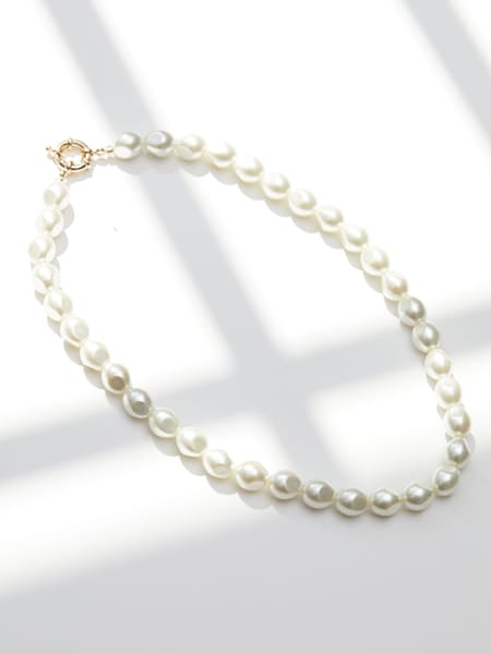 Jon Richard Round Pearl Station Y Drop Necklace (N07114) | ‏175 د.إ.‏