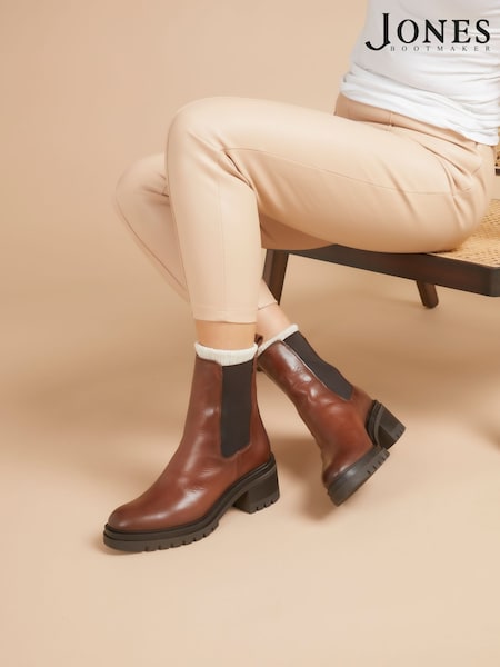 Jones Bootmaker Leather Chelsea Boots (N09923) | AED757
