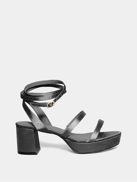 Yours Curve Black Extra-Wide Fit Strappy Platform Sandals (N10354) | €15.50