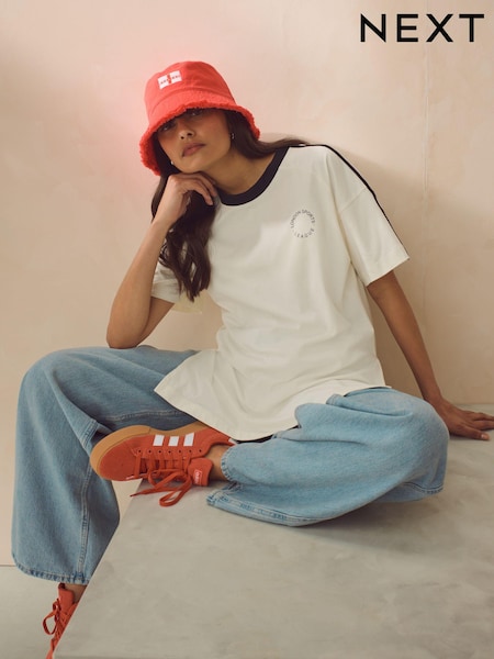 Red England Bucket Hat (N11048) | €7