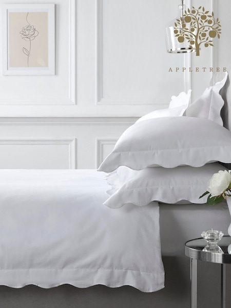 Appletree White Scallop Edge 200 Thread Count 100% Cotton Duvet Cover Set (N12981) | €73 - €93