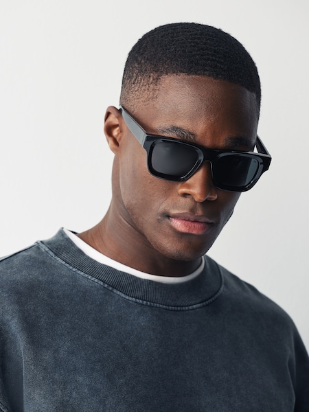 Black Wayfarer Polarised Sunglasses (N13818) | €8.50
