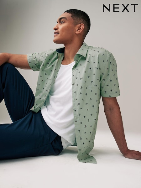 Sage Green Ditsy Floral Regular Fit Printed Short Sleeve Shirt (N16898) | €17.50