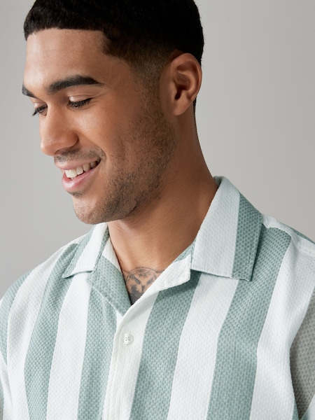 Green Textured Stripe Short Sleeve Shirt with Cuban Collar (N17502) | €13