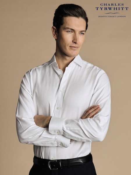 לבן - Charles Tyrwhitt Slim Fit Cutaway Non-iron Herringbone 100% Cotton Shirt (N18901) | ‏352‏₪