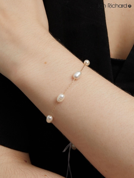 Jon Richard Gold Tone Fine Chain And Freshwater Pearl Bracelet (N20454) | €33