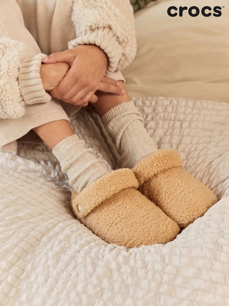Crocs Sand Light Pink Classic Cozzzy Fleece Slippers (N21993) | AED131