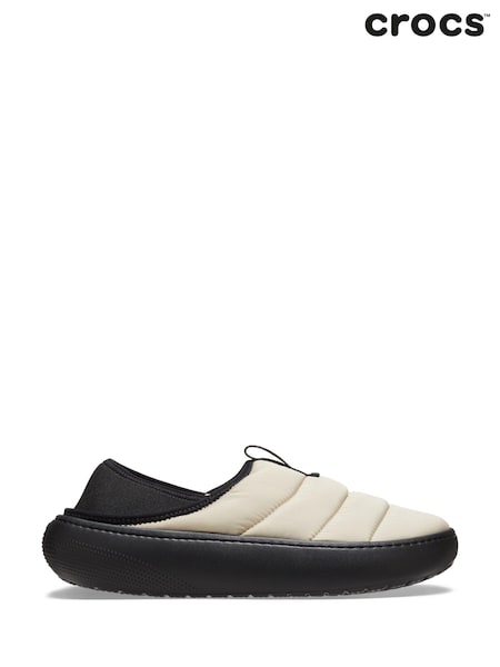 Crocs Beige Classic Puff Moc Moth Slippers (N21999) | R$ 640