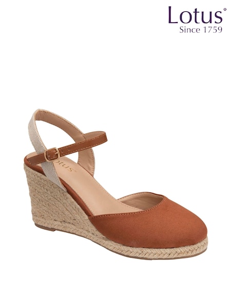 Lotus Brown Wedge Sandals (N23226) | €34