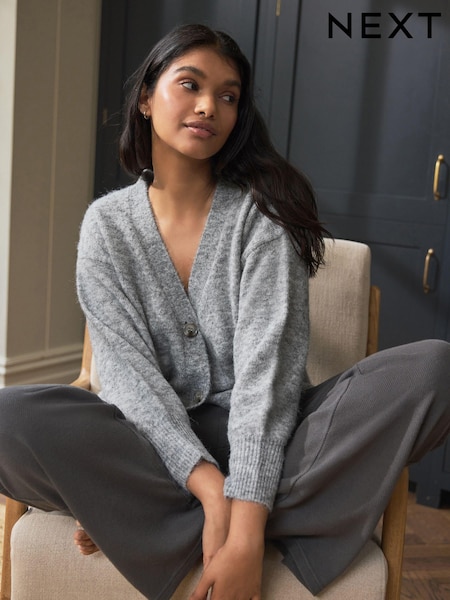siva - Knitted Cardigan (N23810) | € 21