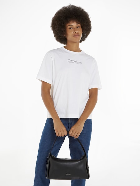 Calvin Klein Slogan Shoulder Bag (N24109) | €85