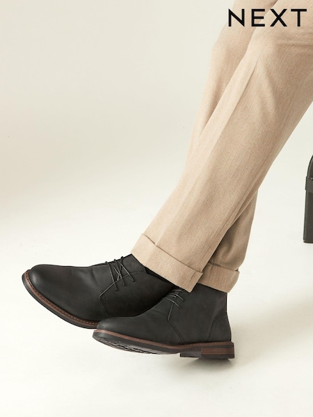 أسود - Waxy Leather Chukka Boots (N25161) | ‏287 ر.ق.