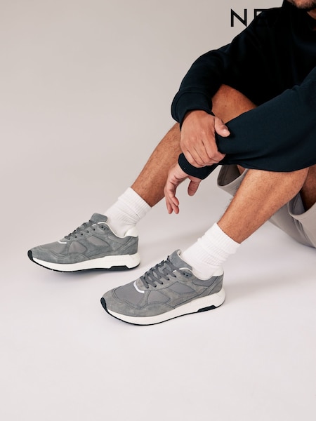 Grey Leather Runner Trainers (N25341) | €60