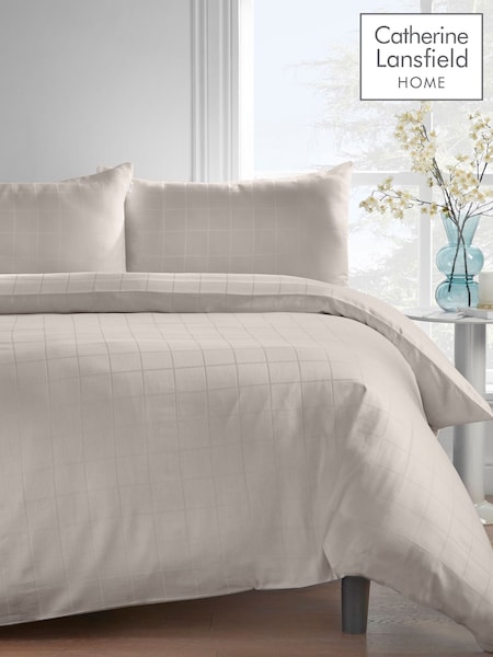 Catherine Lansfield Cream Woven Check 300 Thread Count Duvet Cover Set (N25914) | €33 - €53