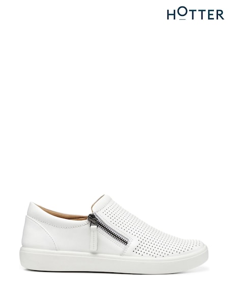 Bela - Hotter Daisy Slip-On Zip Shoes (N28571) | € 104