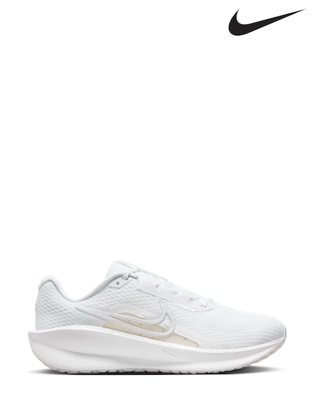 Nike White Downshifter 13 Road Running Trainers (N30541) | €93