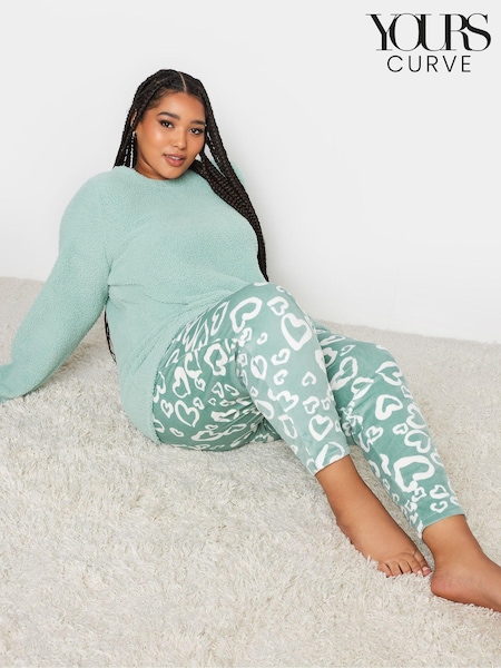 Yours Curve Animal Print Heart Borg Fleece Loungewear Set (N34281) | 47 €