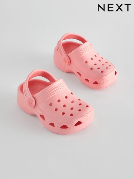 Pink Clogs (N35075) | €8 - €10