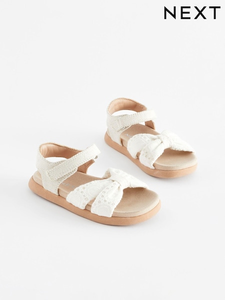 White Bow Sandals (N35585) | €10.50 - €12