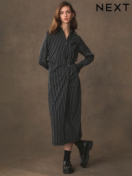 Črno-bela, črte - Asymmetric Pinstripe Shirt Dress (N36006) | € 51