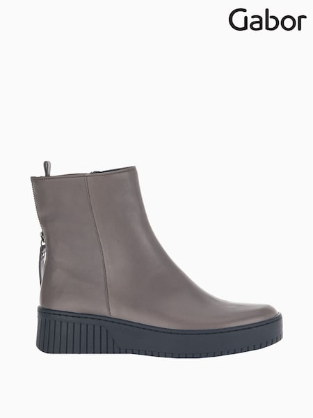 Gabor Tower Leather Ankle Boots (N38071) | OMR73
