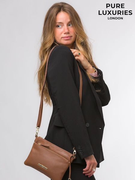 Pure Luxuries London Lytham Leather Clutch Bag (N39508) | ₪196