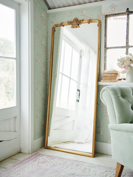 Shabby Chic Gold Giselle Leaning Mirror (N40391) | €382