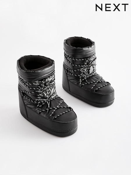 črna - Fashion Padded Boots (N41752) | € 31