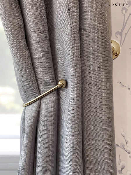 Laura Ashley Set Of Two Swing Curtain Holdbacks (N44981) | € 31