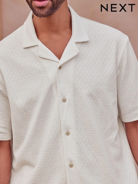 White 100% Cotton Cuban Collar Textured Jersey Short Sleeve Shirt (N46539) | €5