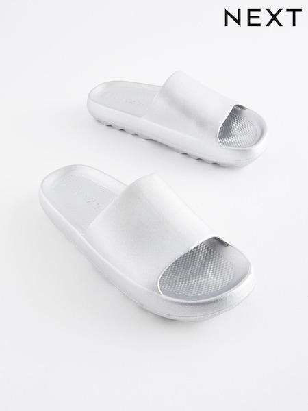 Silver Metallic Beach Chunky Sliders (N47446) | €8.50