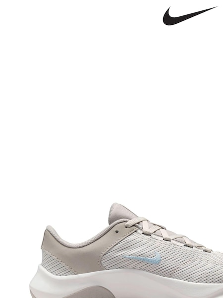 Nike Legend Essential 3 Training Trainers (N48385) | 40 €