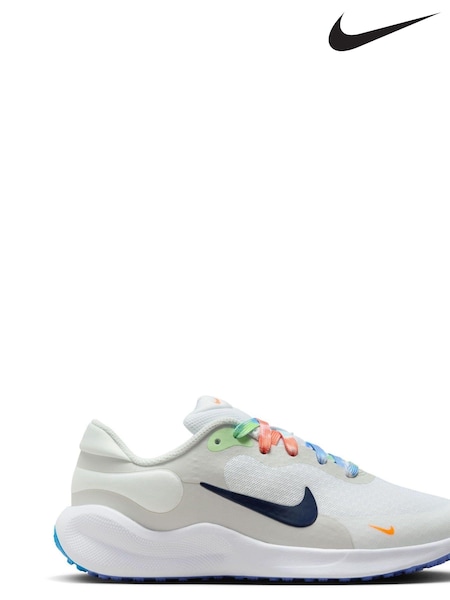 Nike White/Multi Youth Revolution 7 Trainers (N48557) | €60