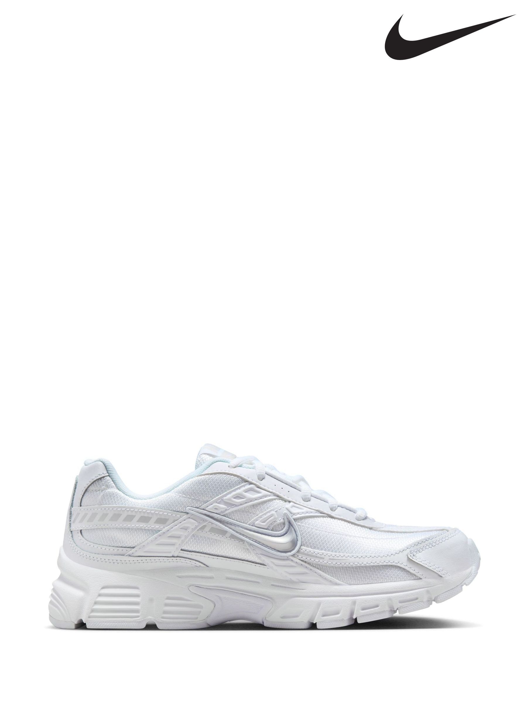 White nike kicks on sale