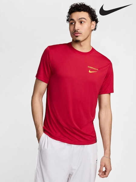 Nike Red Liverpool FC Legend T-Shirt (N48617) | €16
