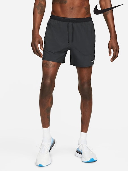 Negro/gris - Nike Dri-FIT Stride 5 Inch Running Shorts (N53367) | 64 €