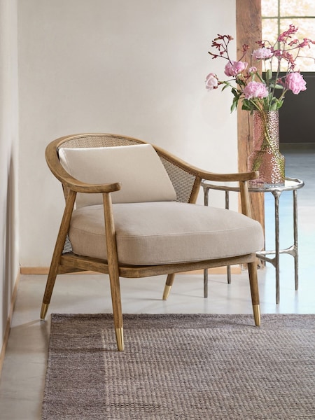 Bronx Frame Relaxed Chenille Light Natural Reuben Curved Wooden Rattan Accent Chair (N54183) | €460