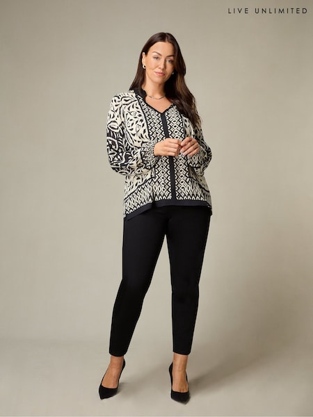 Live Unlimited Black Curve Petite Denim Jeans (N54572) | €78
