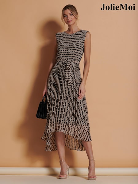 Jolie Moi Pleated Chiffon High Low Maxi Dress (N54980) | €43